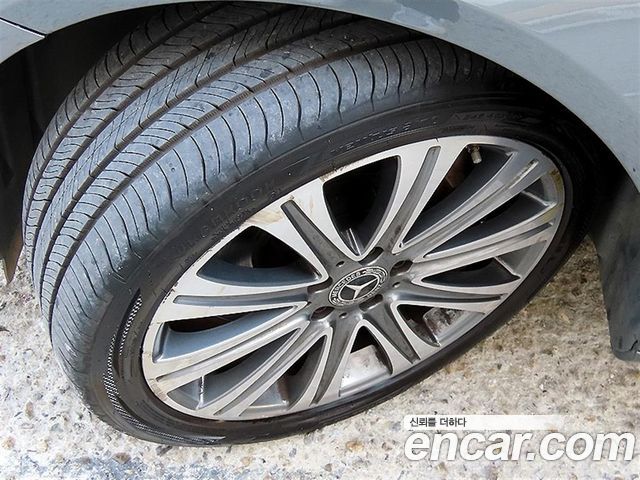 Mercedes-Benz E-Class 2020 — photo 20