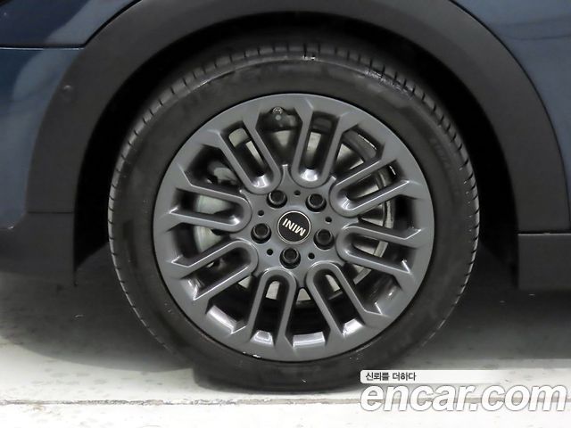Mini Cooper 2025 — photo 20