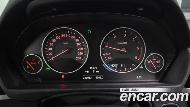 BMW 3-Series 2017 — photo 8