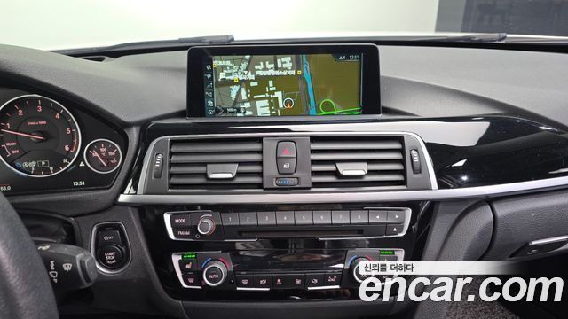 BMW 3-Series 2017 — photo 14