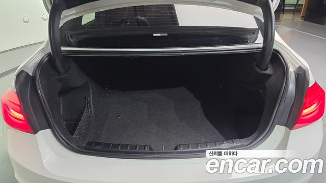 BMW 3-Series 2017 — photo 20