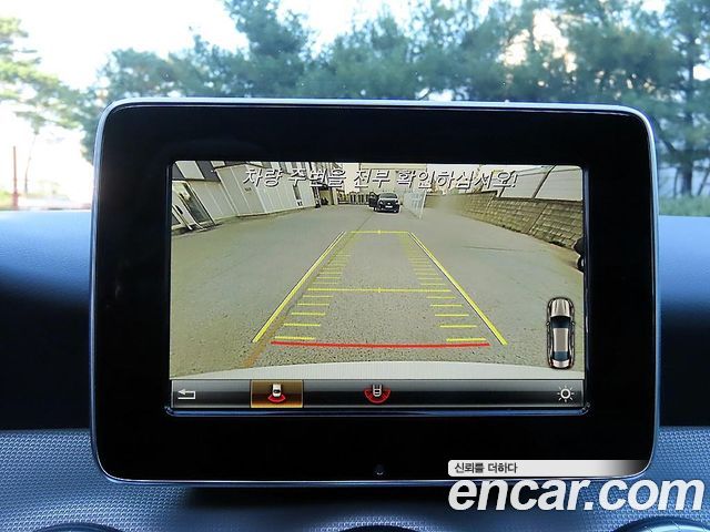 Mercedes-Benz CLA-Class 2017 — photo 14