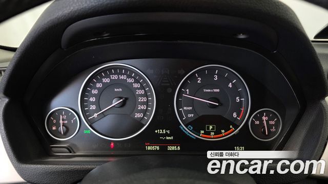BMW 3-Series 2013 — photo 8