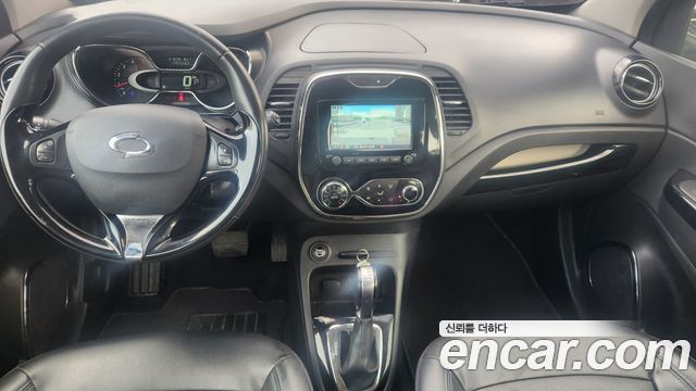 Renault Korea QM3 2017 — photo 10