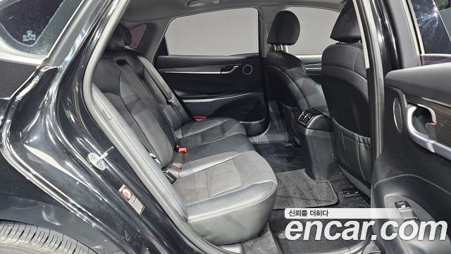 Hyundai Grandeur 2018 — photo 31