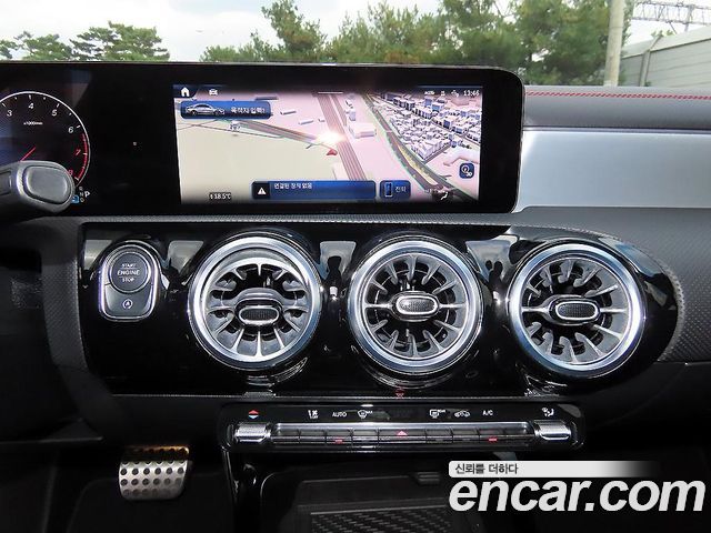 Mercedes-Benz CLA-Class 2026 — photo 13
