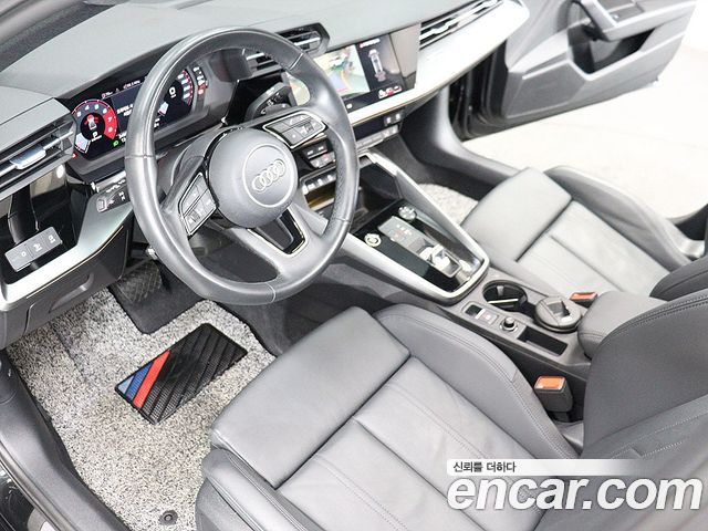 Audi A3 2023 — photo 17