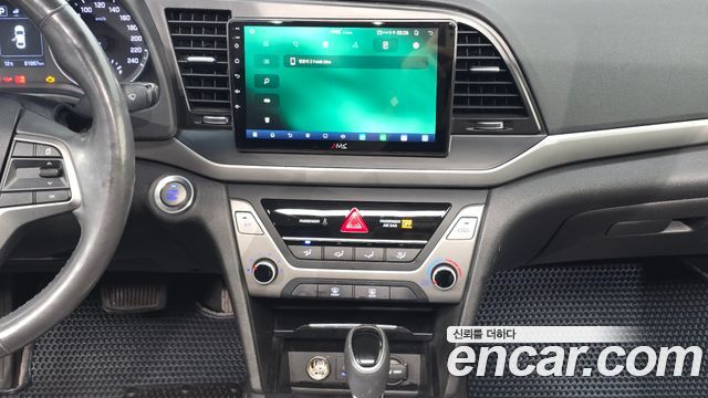 Hyundai AVANTE 2016 — photo 20