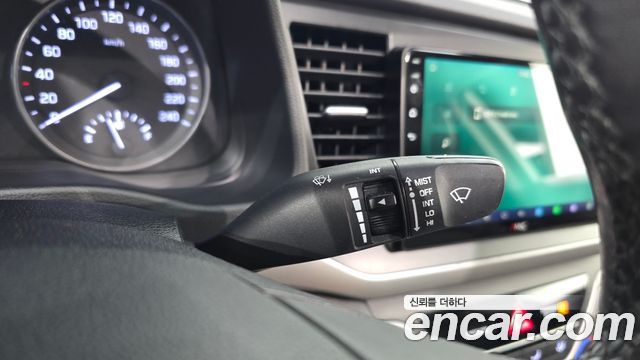 Hyundai AVANTE 2016 — photo 28