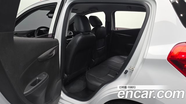 Chevrolet Korea Spark 2019 — photo 18