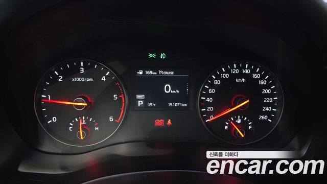 Kia K7 2017 — photo 11