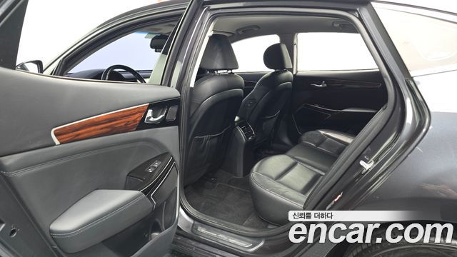 Kia K7 2017 — photo 17