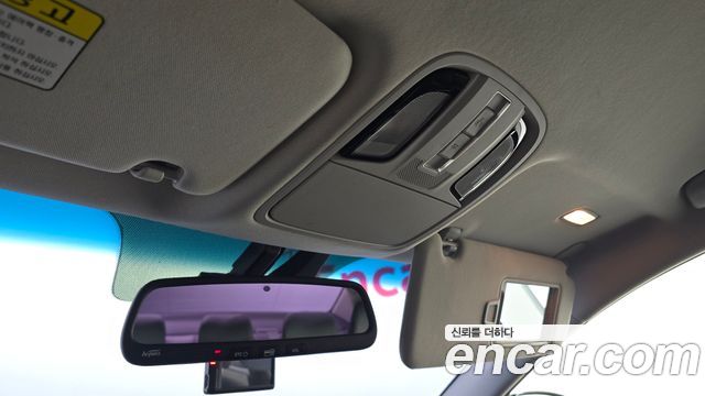 Kia K7 2017 — photo 23