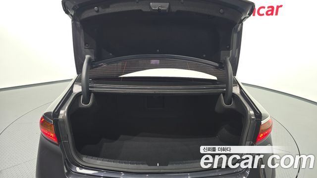 Kia K7 2017 — photo 31