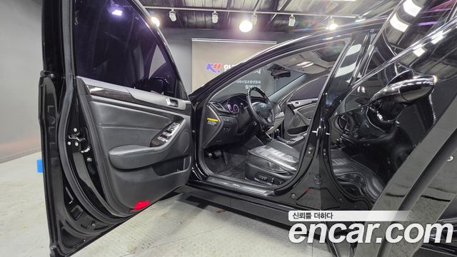Kia K7 2013 — photo 13