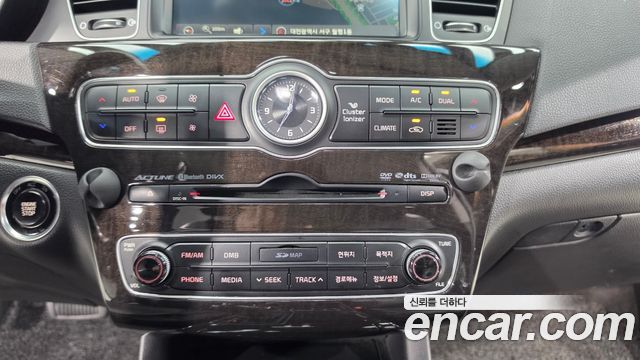 Kia K7 2013 — photo 15