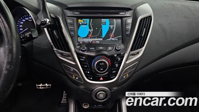 Hyundai Veloster 2012 — photo 19
