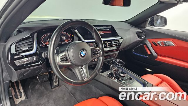 BMW Z4 2021 — photo 10