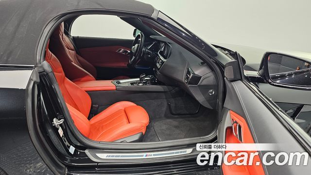 BMW Z4 2021 — photo 16