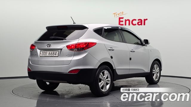Hyundai Tucson 2011 — photo 2