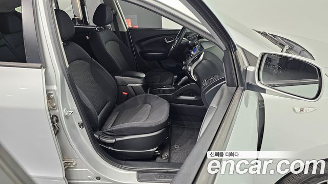 Hyundai Tucson 2011 — photo 13