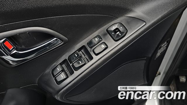 Hyundai Tucson 2011 — photo 22