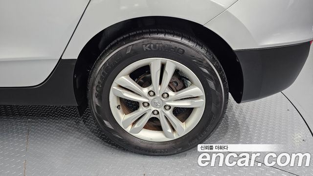 Hyundai Tucson 2011 — photo 7