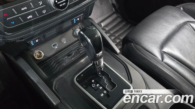 KG Mobility Rexton 2019 — photo 12