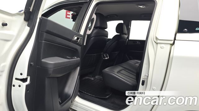 KG Mobility Rexton 2019 — photo 17