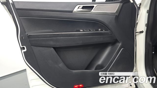 KG Mobility Rexton 2019 — photo 14