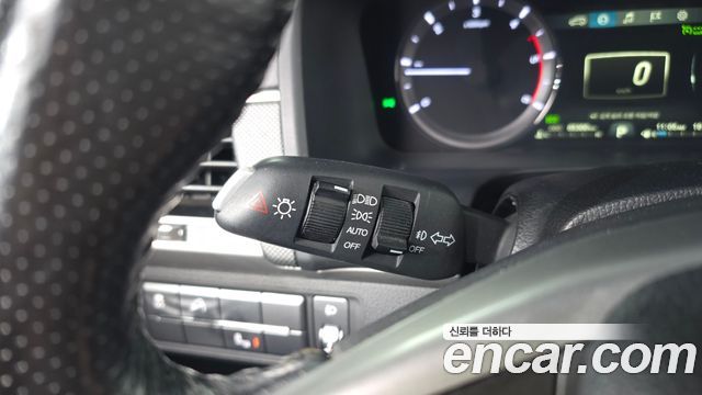 KG Mobility Rexton 2019 — photo 29