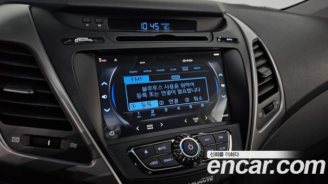 Hyundai AVANTE 2014 — photo 21