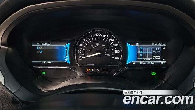 Lincoln MKZ 2019 — photo 11