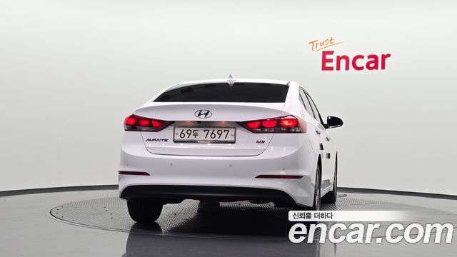 Hyundai AVANTE 2016 — photo 4
