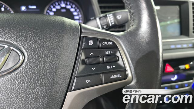 Hyundai AVANTE 2016 — photo 23