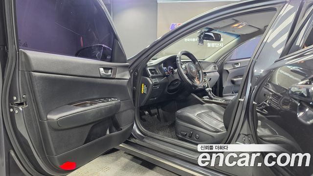 Kia K5 2016 — photo 11
