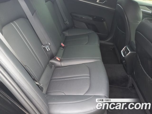 Kia K5 2025 — photo 10