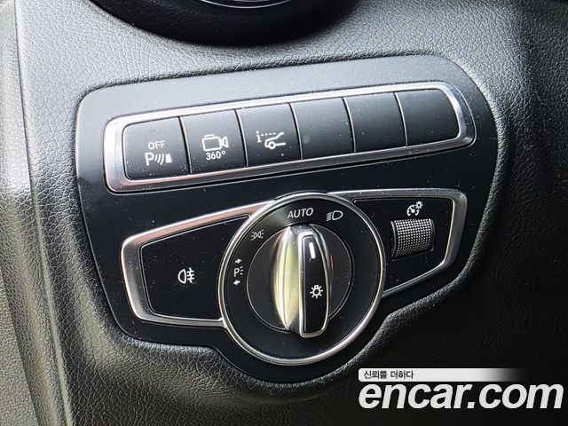 Mercedes-Benz GLC-Class 2018 — photo 10