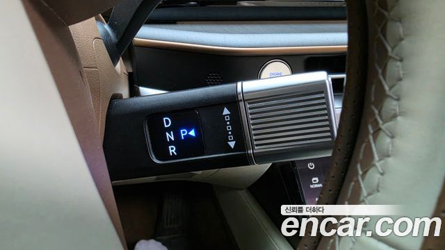 Hyundai Grandeur 2023 — photo 12