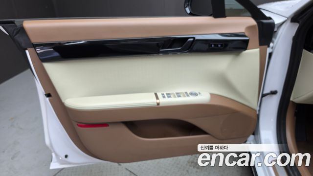 Hyundai Grandeur 2023 — photo 14
