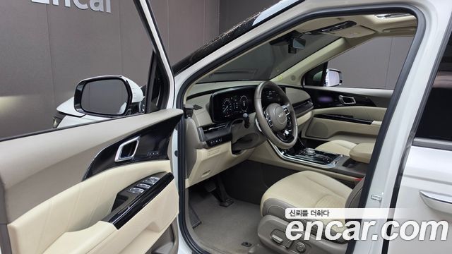 Kia Canival 2022 — photo 13
