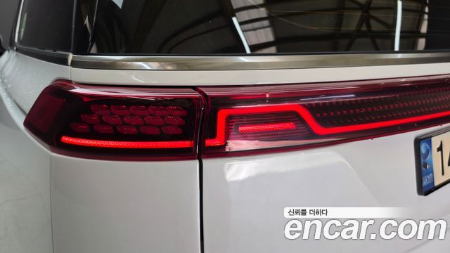 Kia Canival 2022 — photo 9