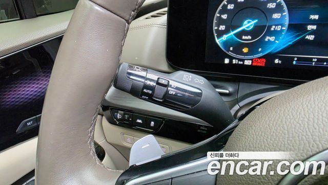 Kia Canival 2022 — photo 30