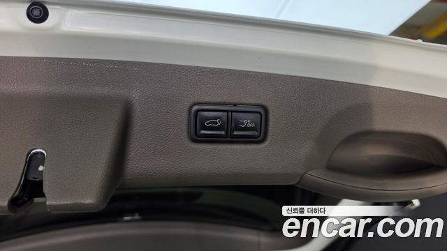 Kia Canival 2022 — photo 34