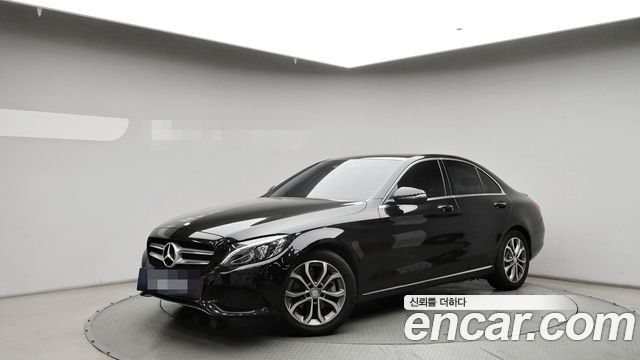 Mercedes-Benz C-Class 2017 — photo 1