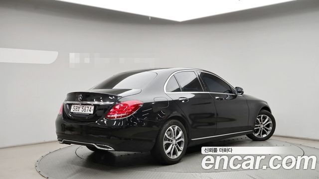 Mercedes-Benz C-Class 2017 — photo 4