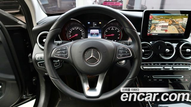 Mercedes-Benz C-Class 2017 — photo 6