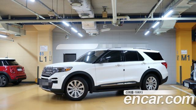 Ford Explorer 2021 — photo 3