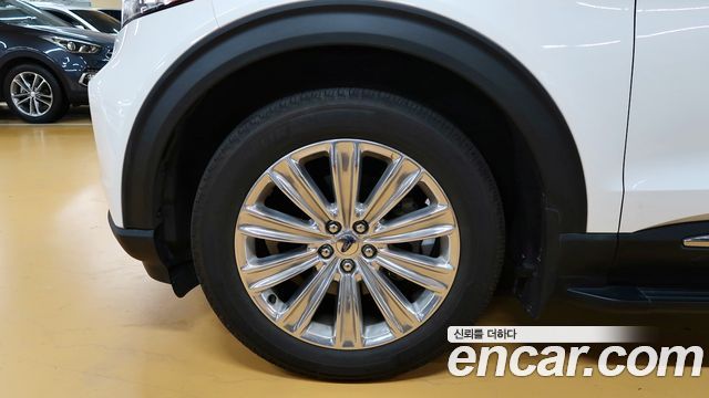 Ford Explorer 2021 — photo 5