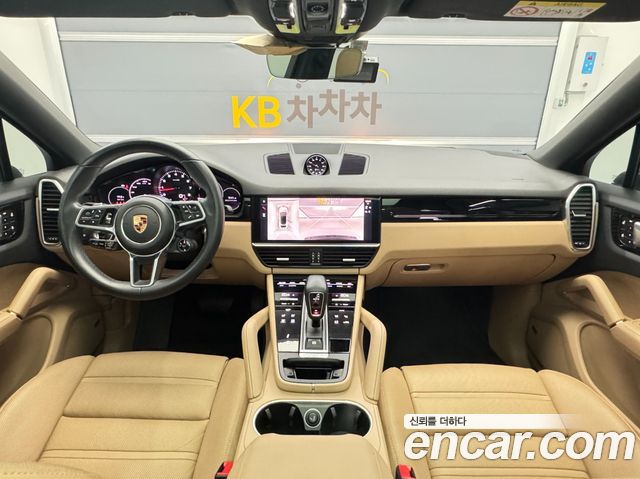 Porsche Cayenne 2023 — photo 11